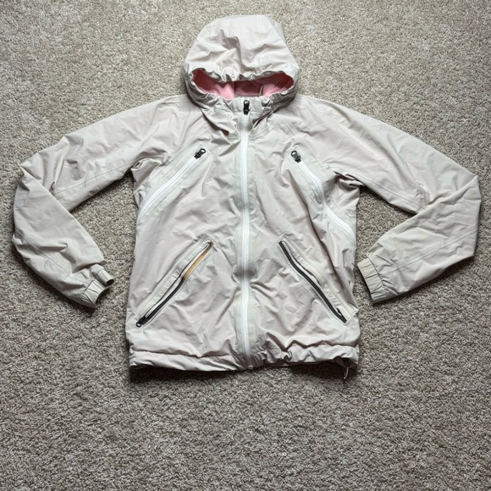 Lululemon Run: Rise And Shine Jacket